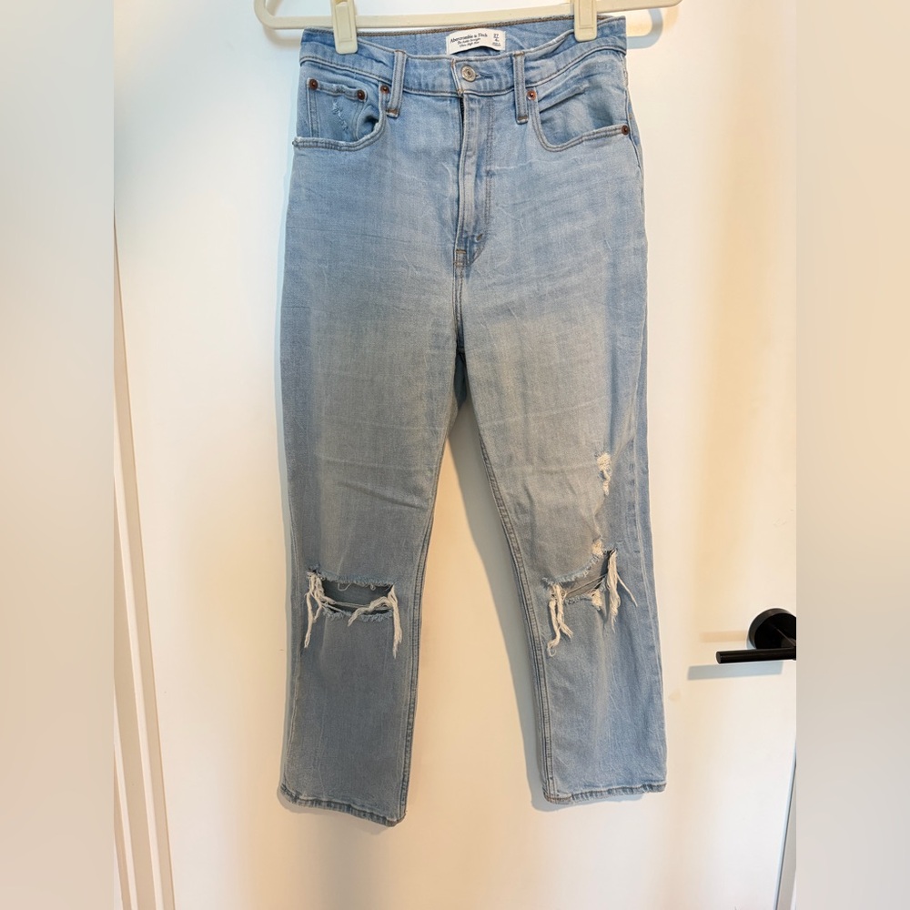 27 Short Abercrombie & Fitch Ultra High Rise ankle Jeans